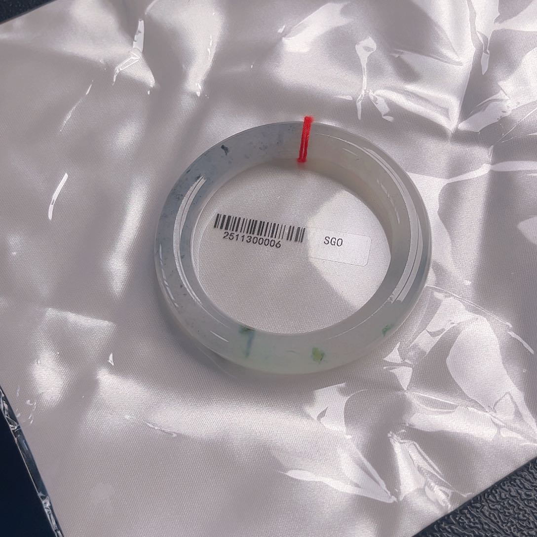 未镶嵌手镯翡翠545556. 48