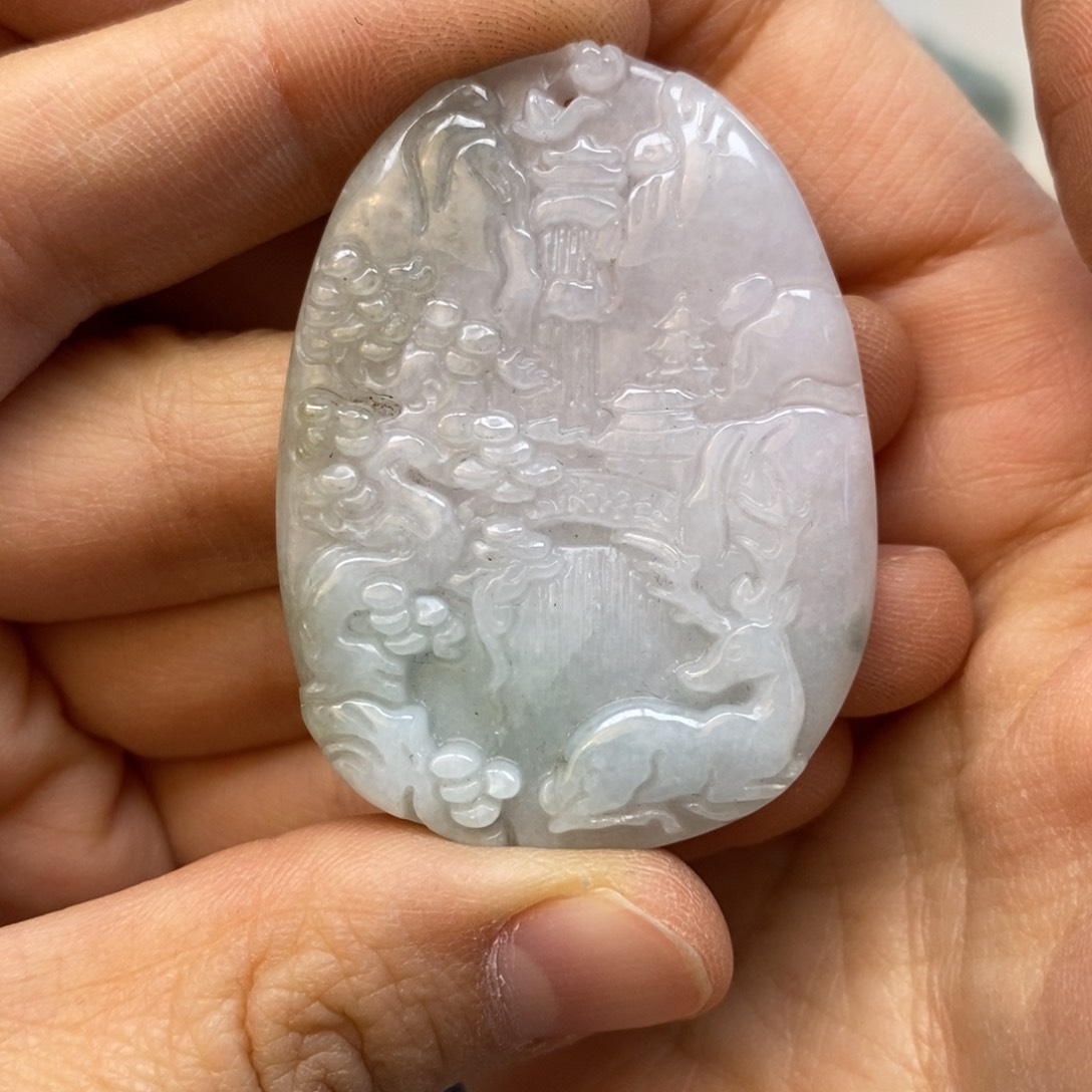 翡翠颈饰未镶嵌鹿