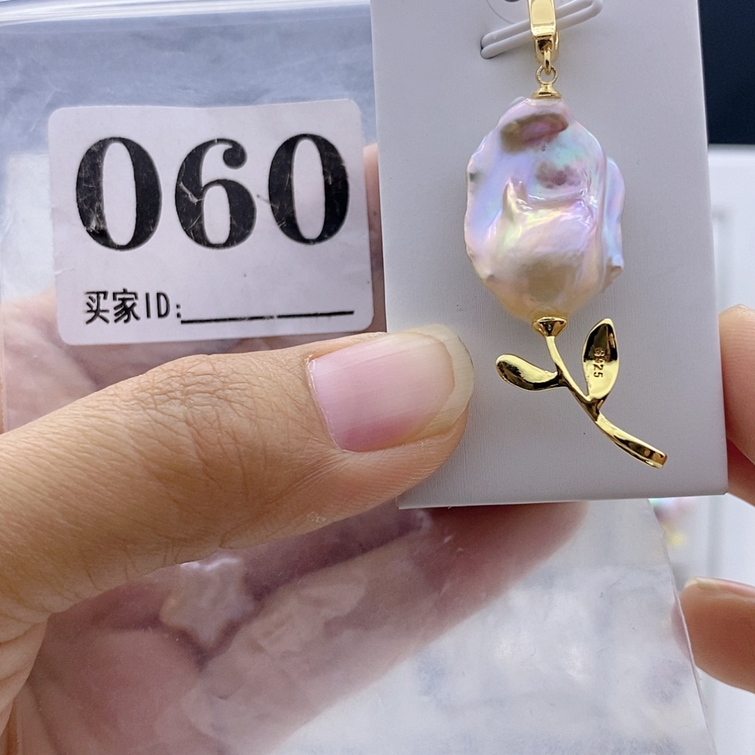 淡水珍珠钛钢颈饰