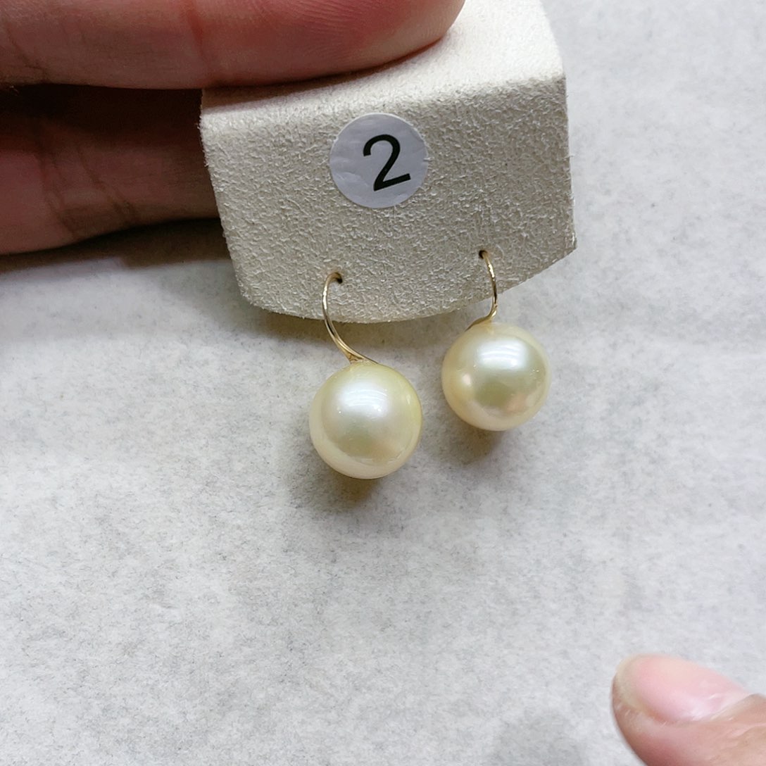 海水珍珠耳饰18K金镶嵌