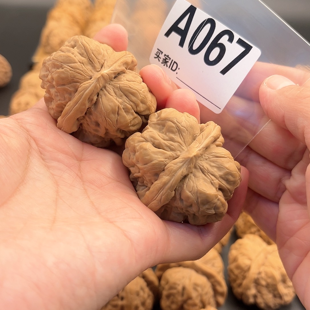 文玩核桃把件蛙蛙全品41肚45