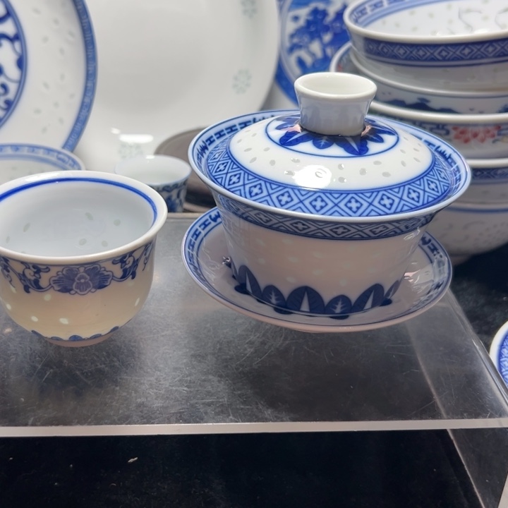 碗青花玲珑三才盖碗一个小茶杯