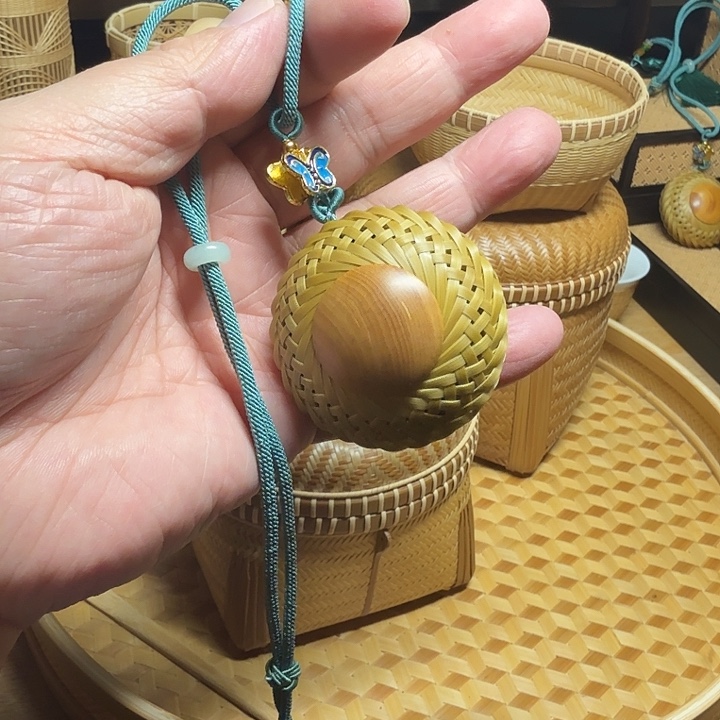 东阳竹编香囊挂件