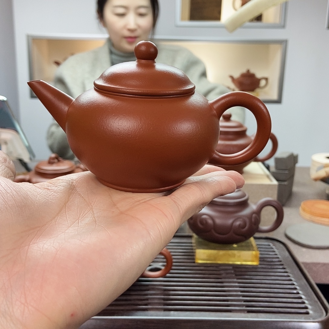 紫砂茶壶朱泥水平