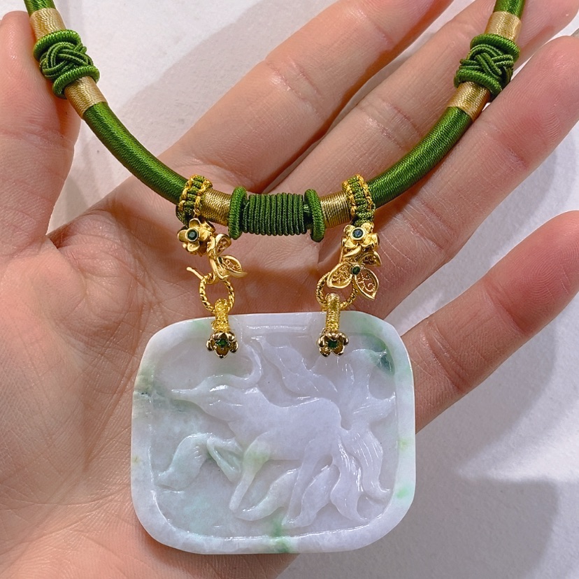 【闪购商品】颈饰未镶嵌翡翠