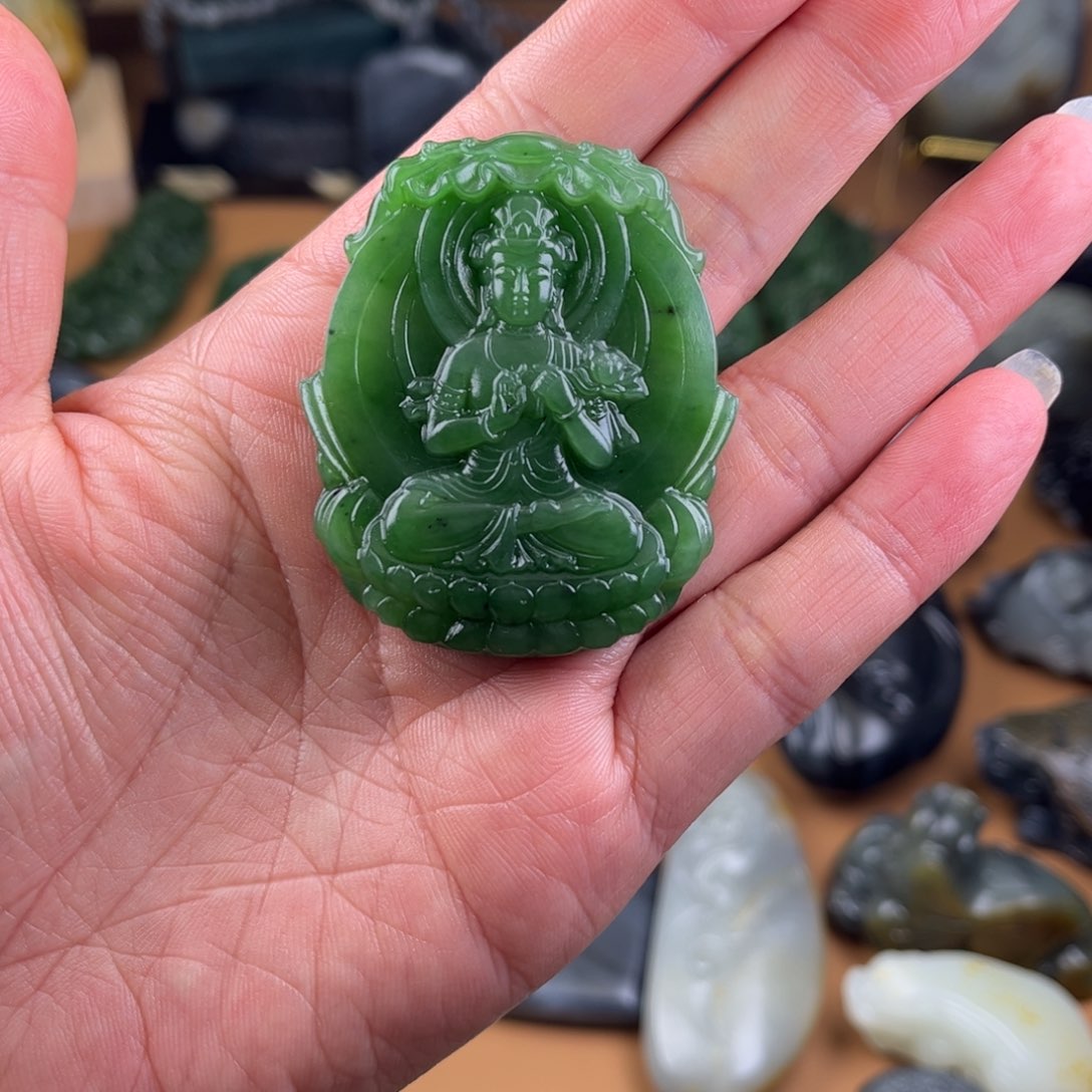 和田玉颈饰未镶嵌范*