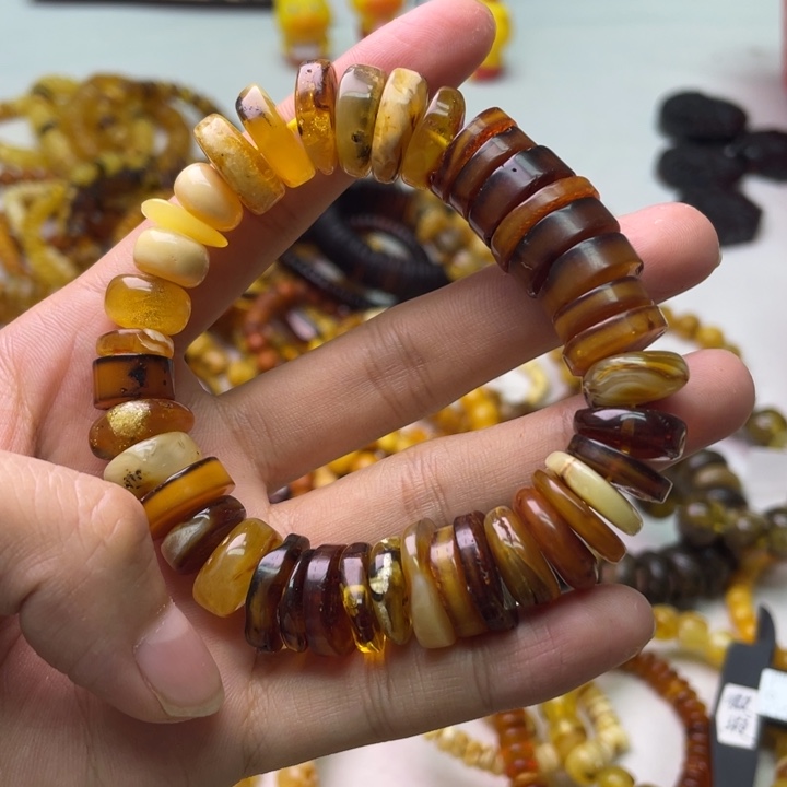 树脂六臻珠宝天然手串