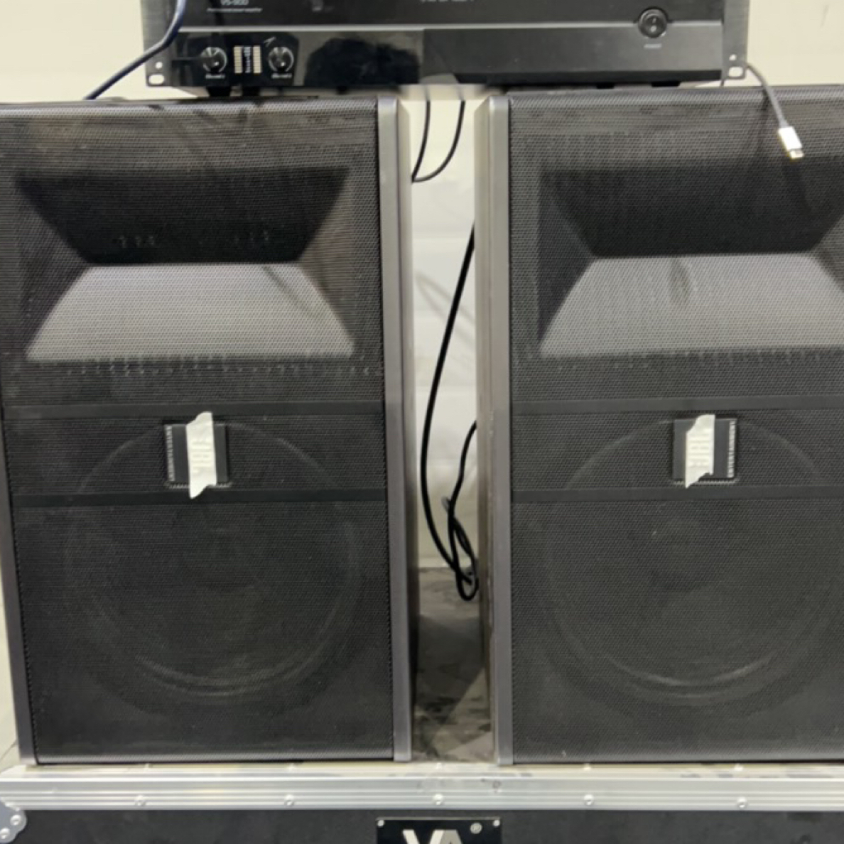 勾BL。ki82不包邮12寸卡包音箱4件套+机柜