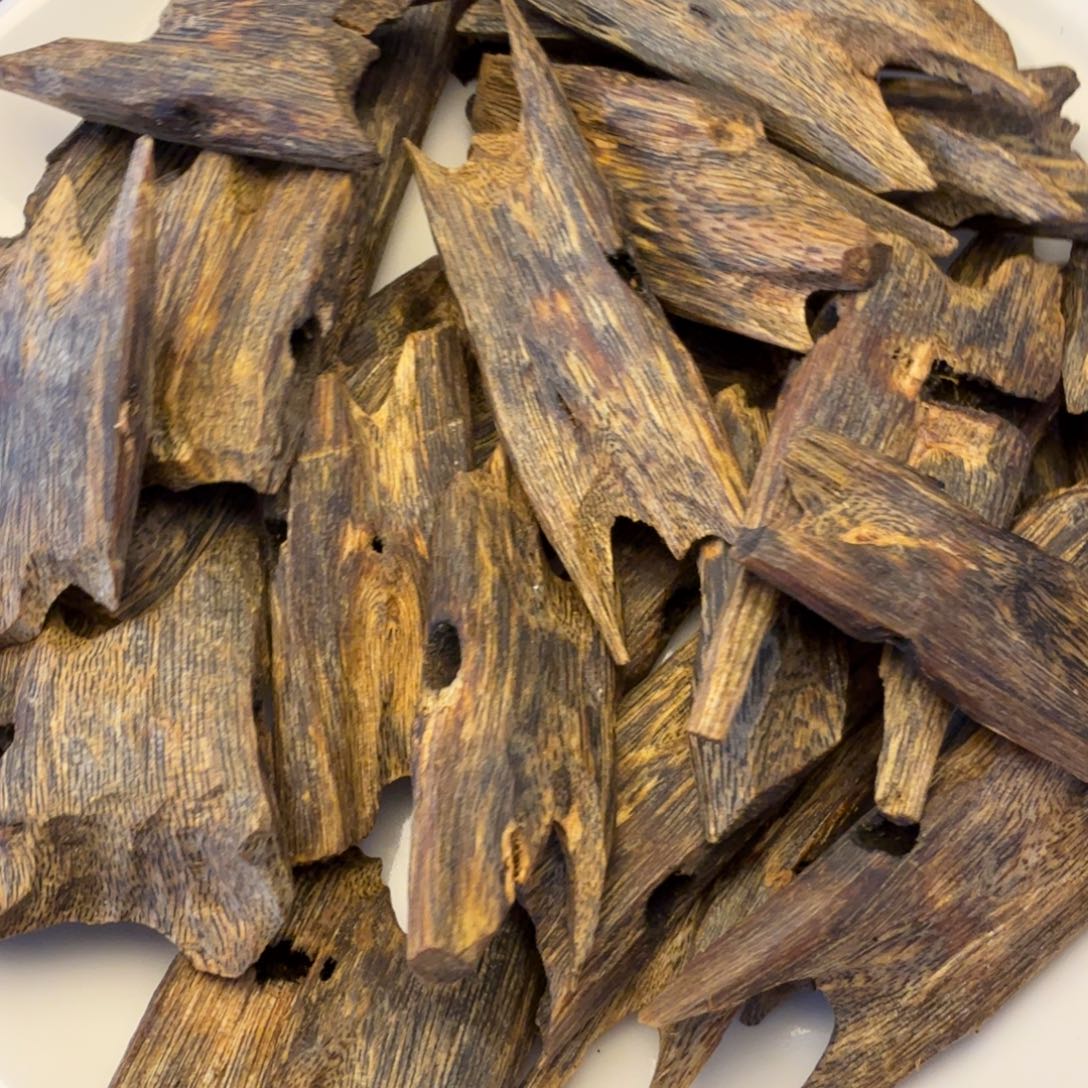 沉香沉香碎屑透顶绿熏香料101g