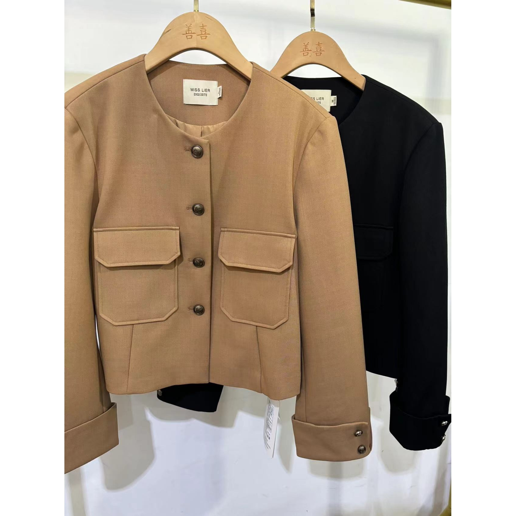 638两色圆领外套