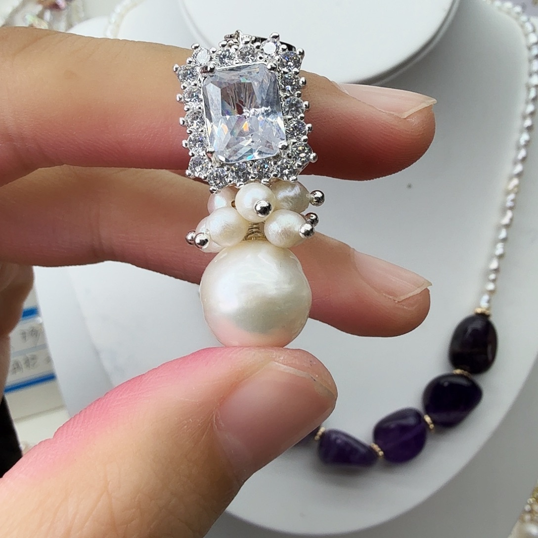 颈饰未镶嵌淡水珍珠