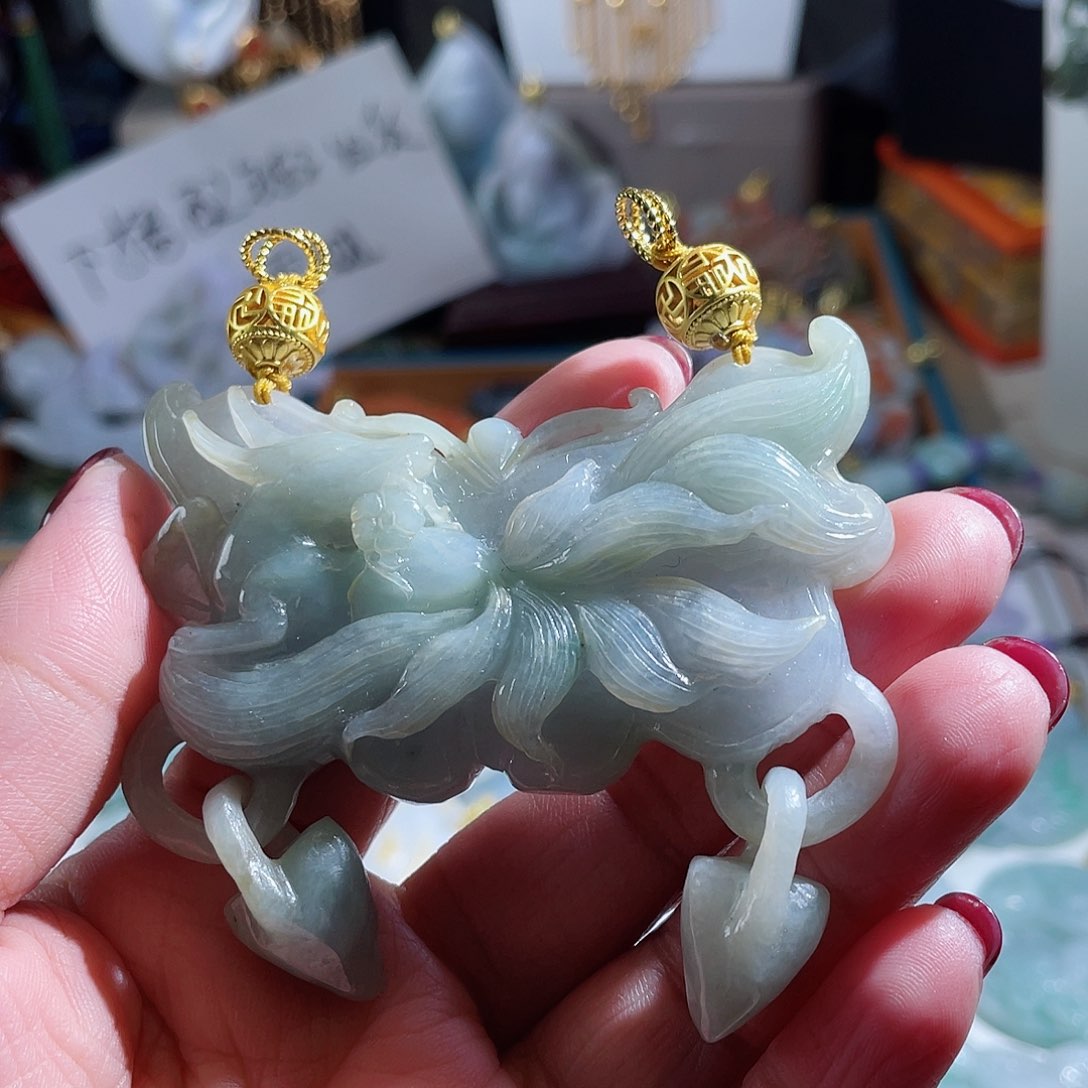 翡翠颈饰未镶嵌冰黄蝴狐锁