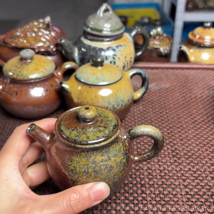 茶壶紫砂失圆小壶140