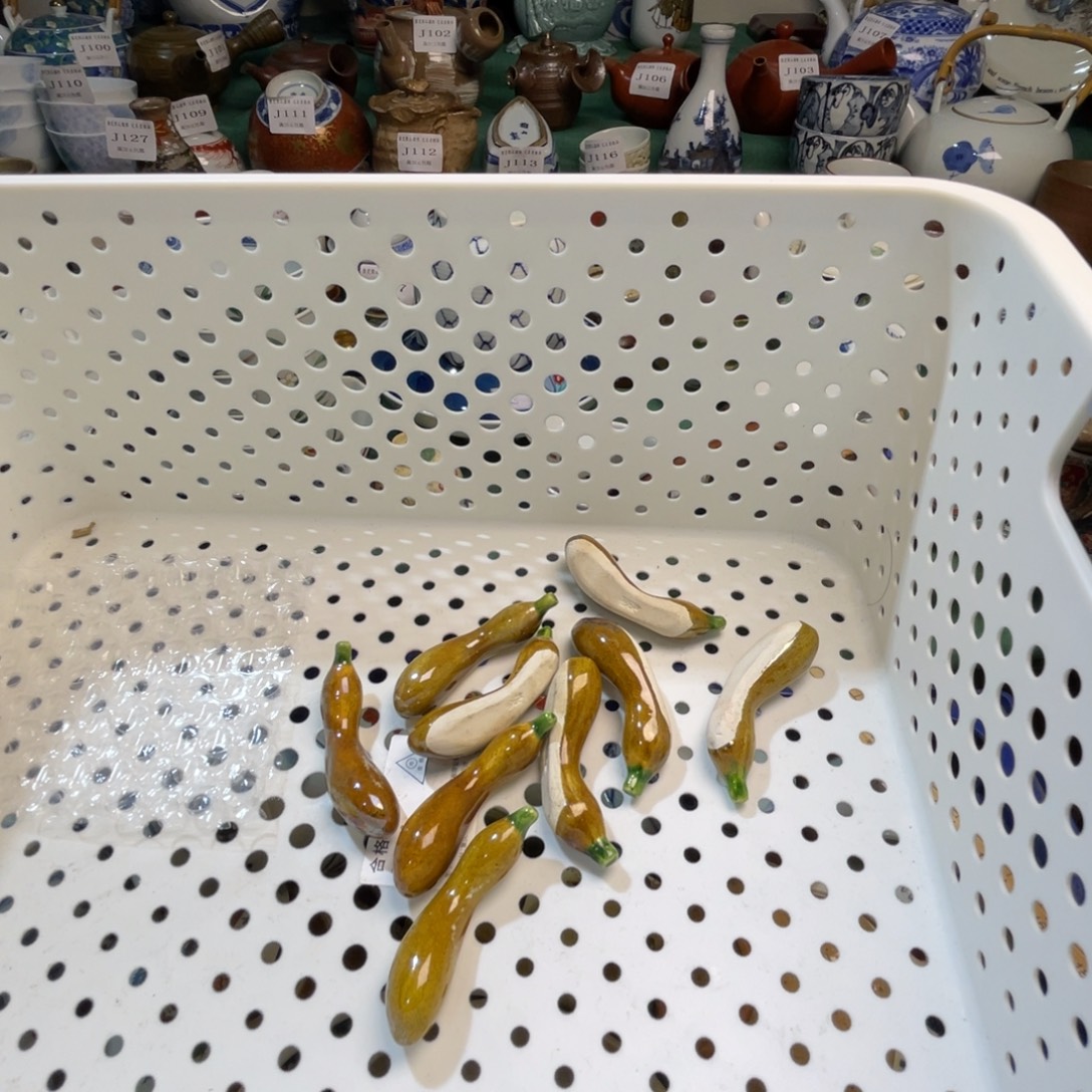 淼***淼其他陶散瓷默认微瑕完美者慎拍