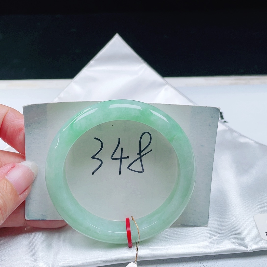 翡翠未镶嵌手镯缅甸翡翠52+