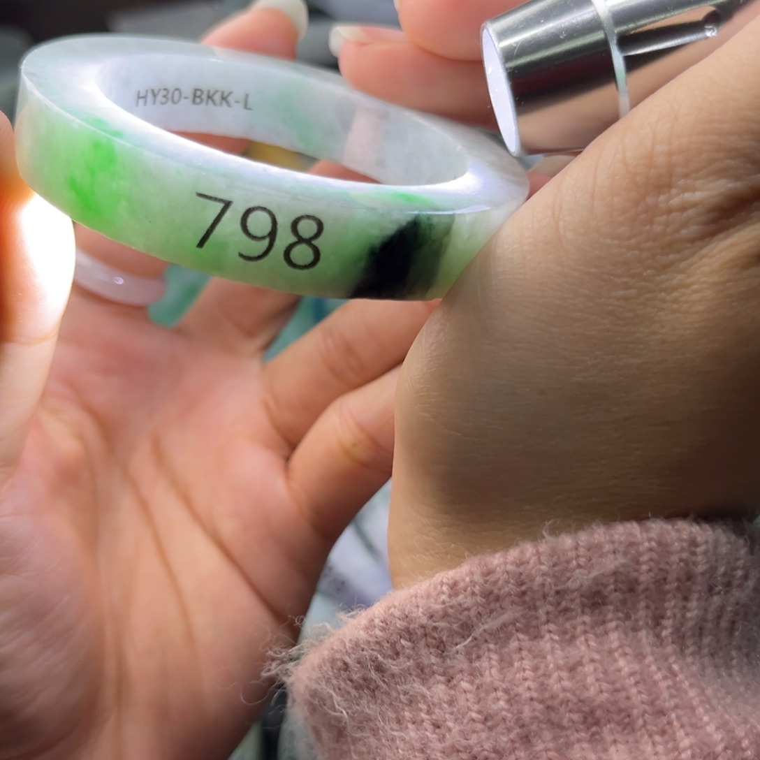 定制翡翠手镯未镶嵌