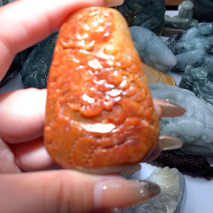 翡翠未镶嵌颈饰保真天然A货翡翠
