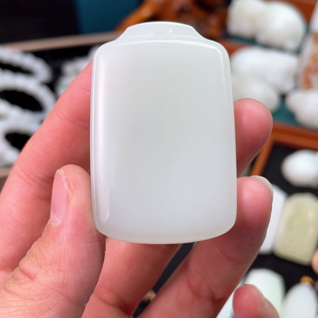 和田玉挂件未镶嵌