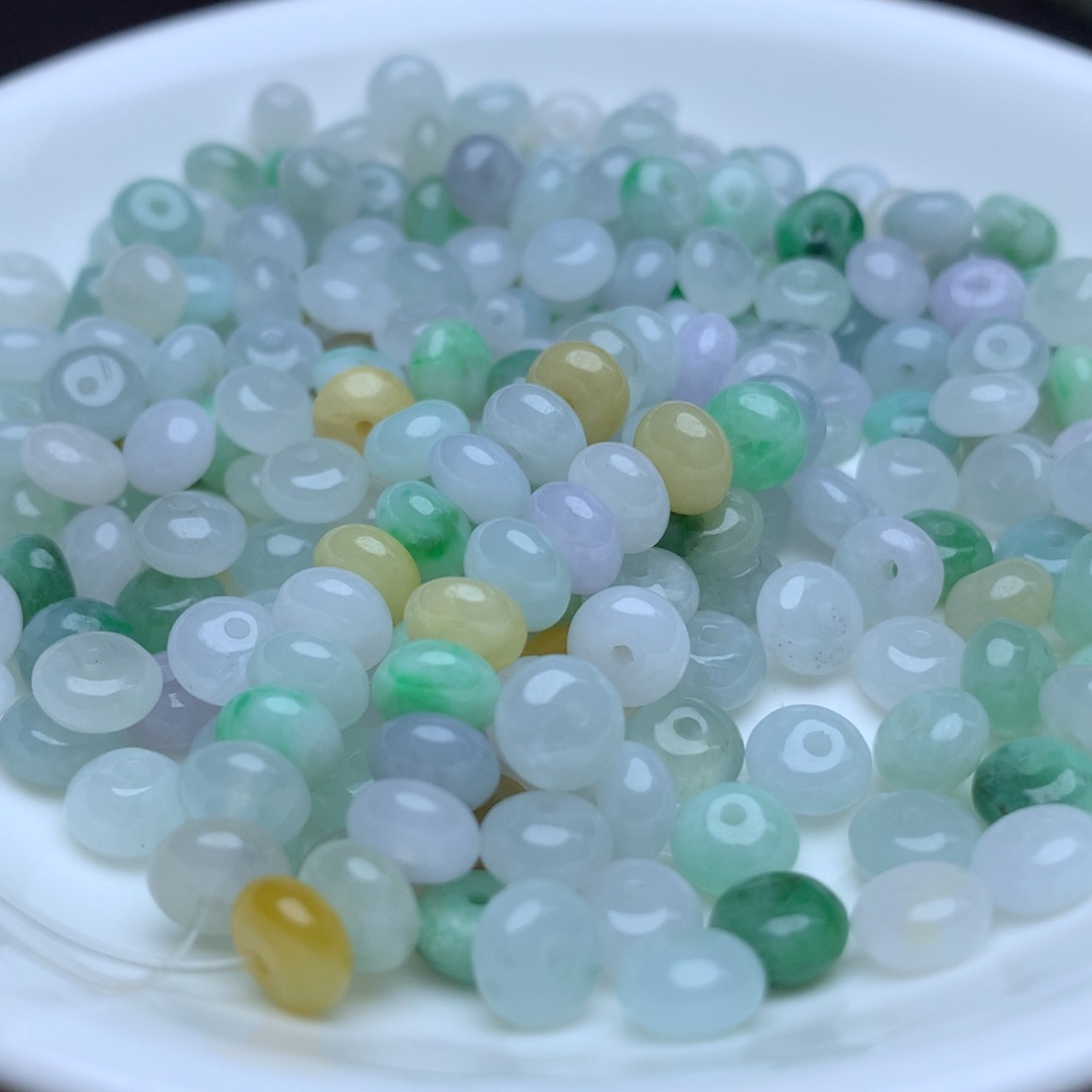 【闪购商品】翡翠手链未镶嵌卡3.6乘6.2冰三彩鼓珠40个