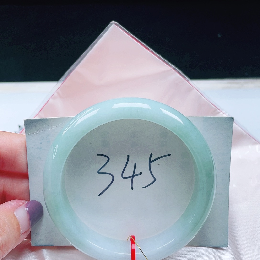 翡翠未镶嵌手镯缅甸翡翠57+