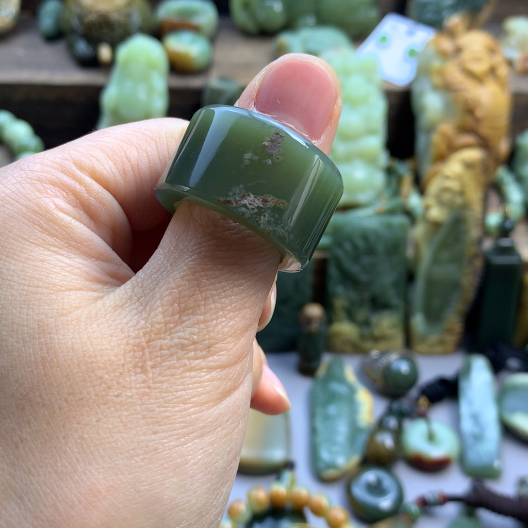 未镶嵌岫岩河磨玉（透闪石质玉）珠宝奇石大***刀