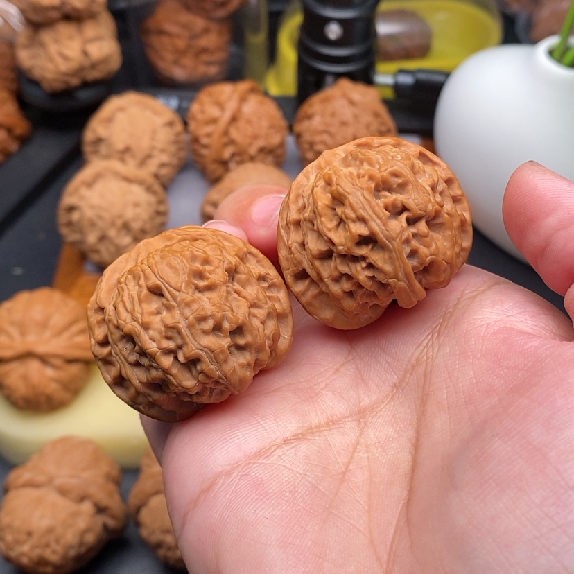 【闪购商品】文玩核桃把件苹果园35