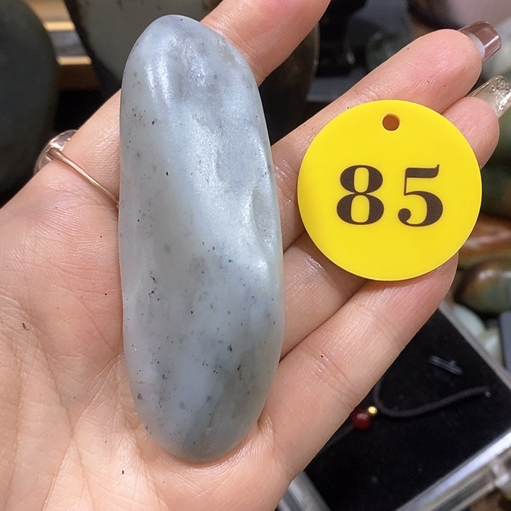 未镶嵌和田玉（糖玉）挂件