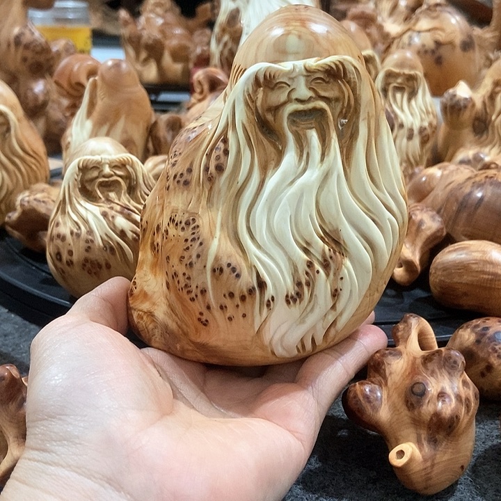 柏木（崖柏）春**阳留疤寿星