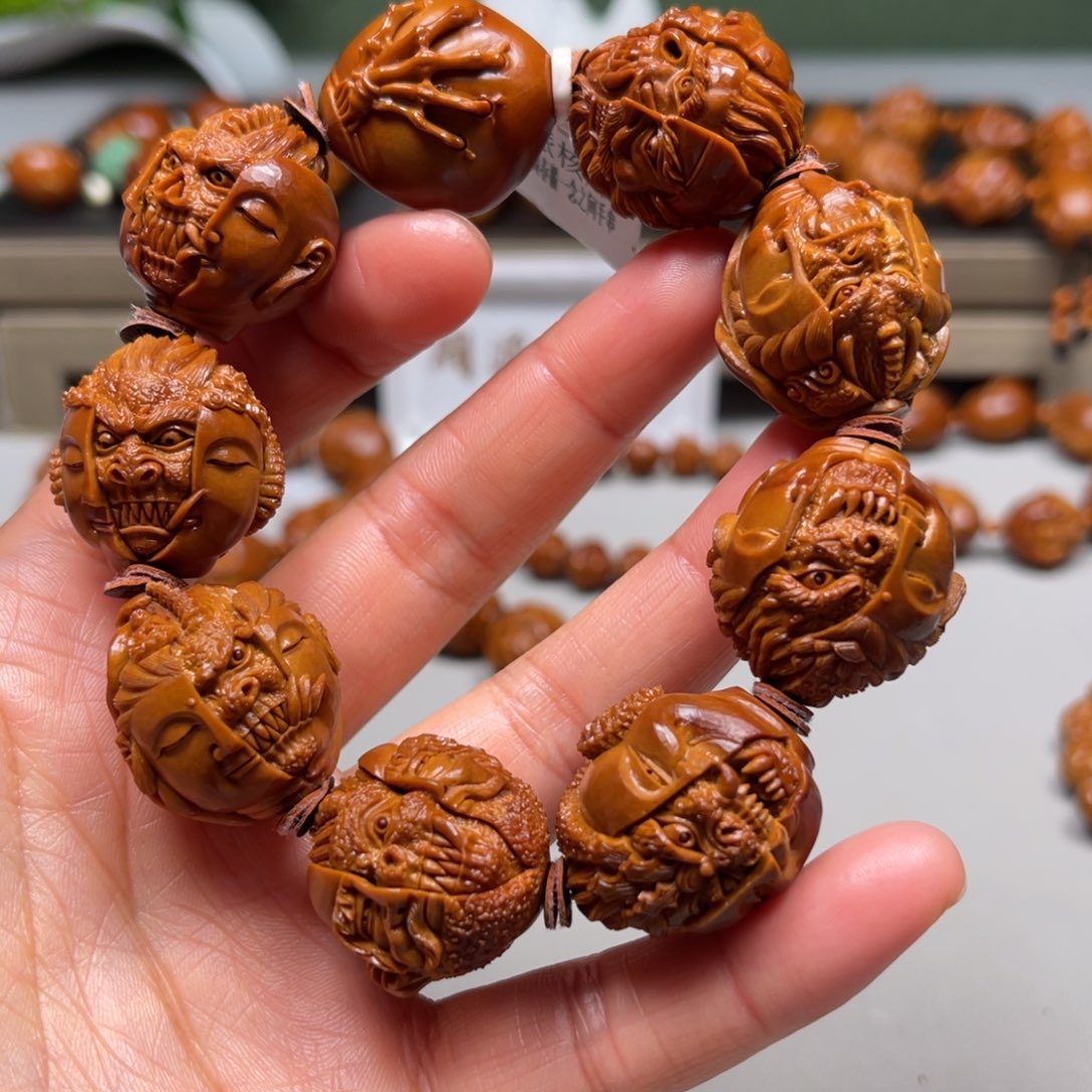 吊坠橄榄核佛魔一念