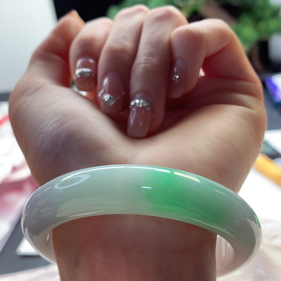 翡翠手镯未镶嵌天然翡翠57-58阳春白雪