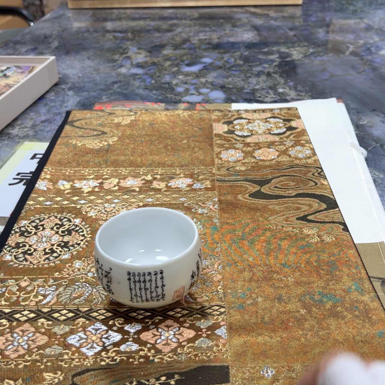 【闪购商品】D****可陶瓷马克杯带盖勺