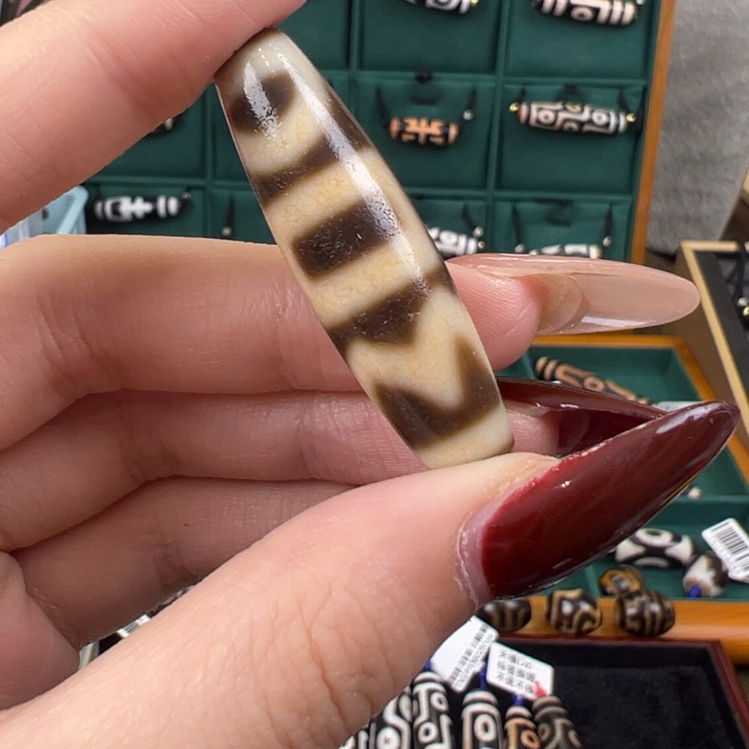 玛瑙/玉髓颈饰未镶嵌18