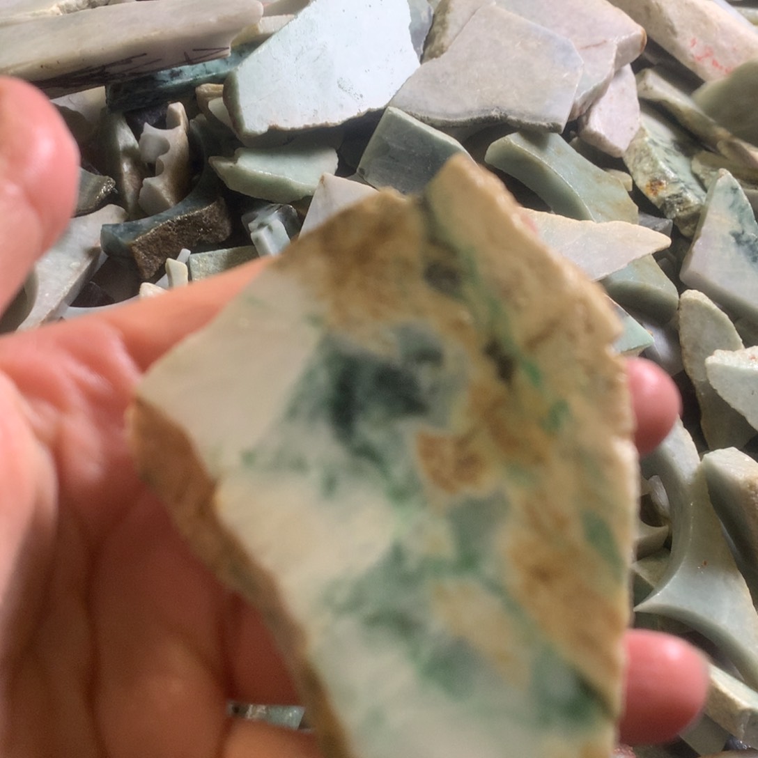 翡翠颈饰未镶嵌缅甸翡翠