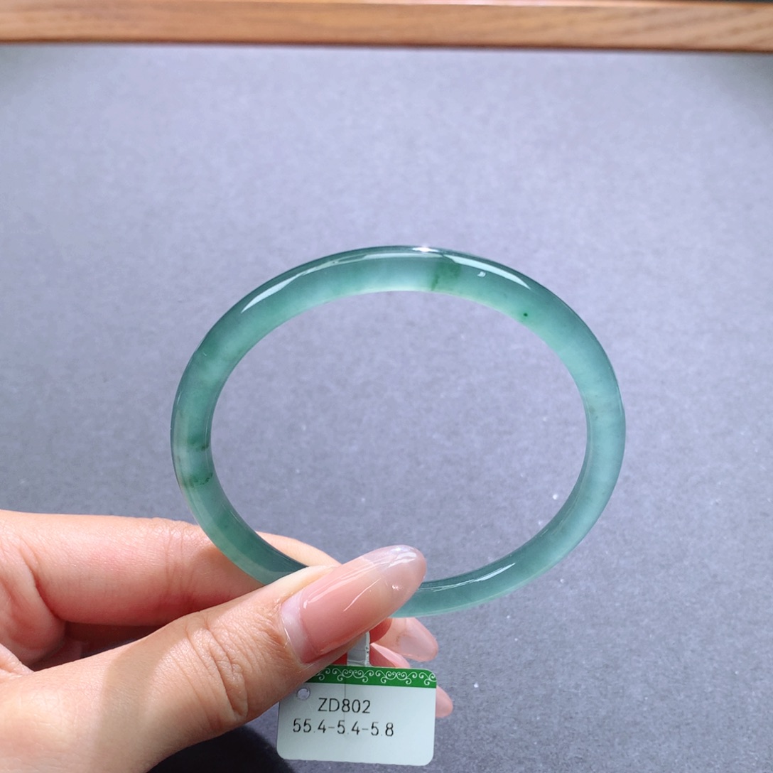 翡翠手镯未镶嵌天然翡翠叮当镯美人镯