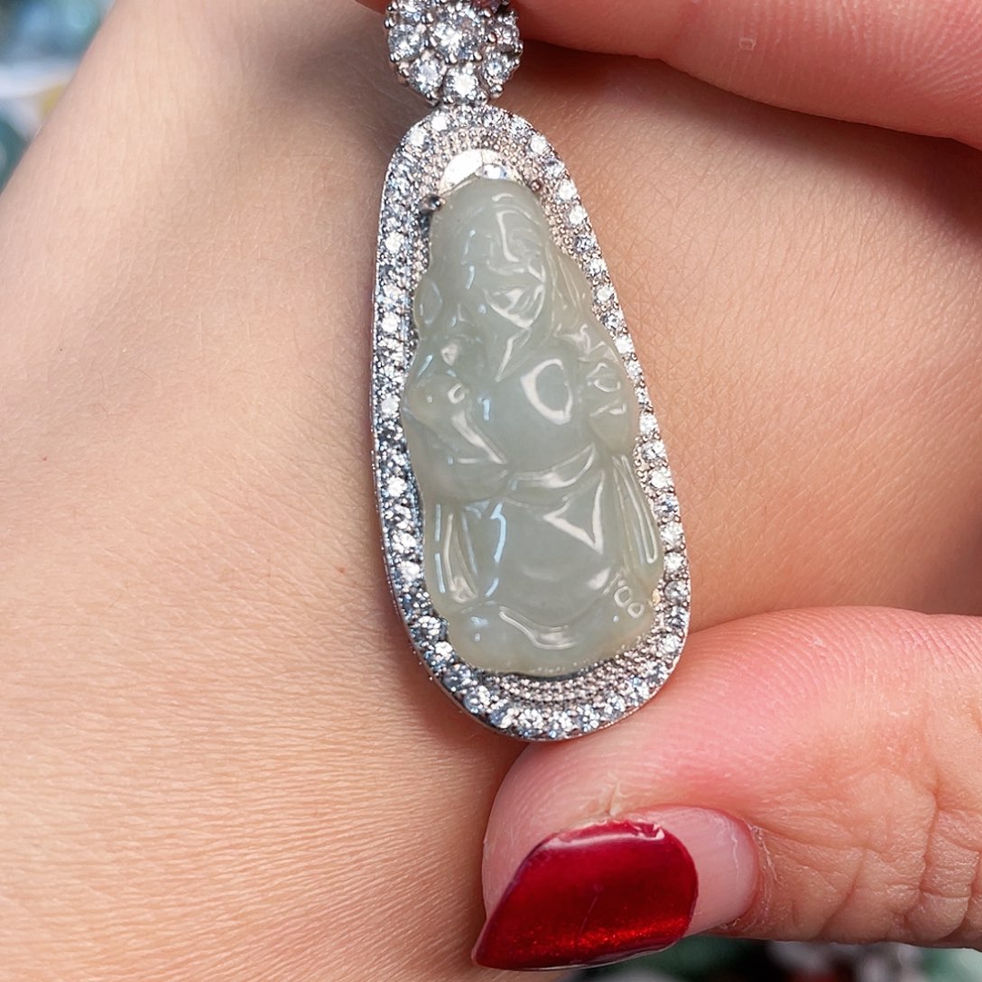 翡翠颈饰未镶嵌翡翠