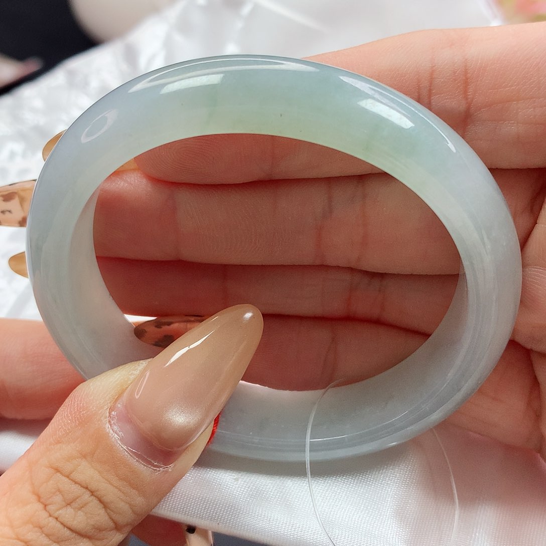 未镶嵌手镯（贵妃镯）翡翠2完美