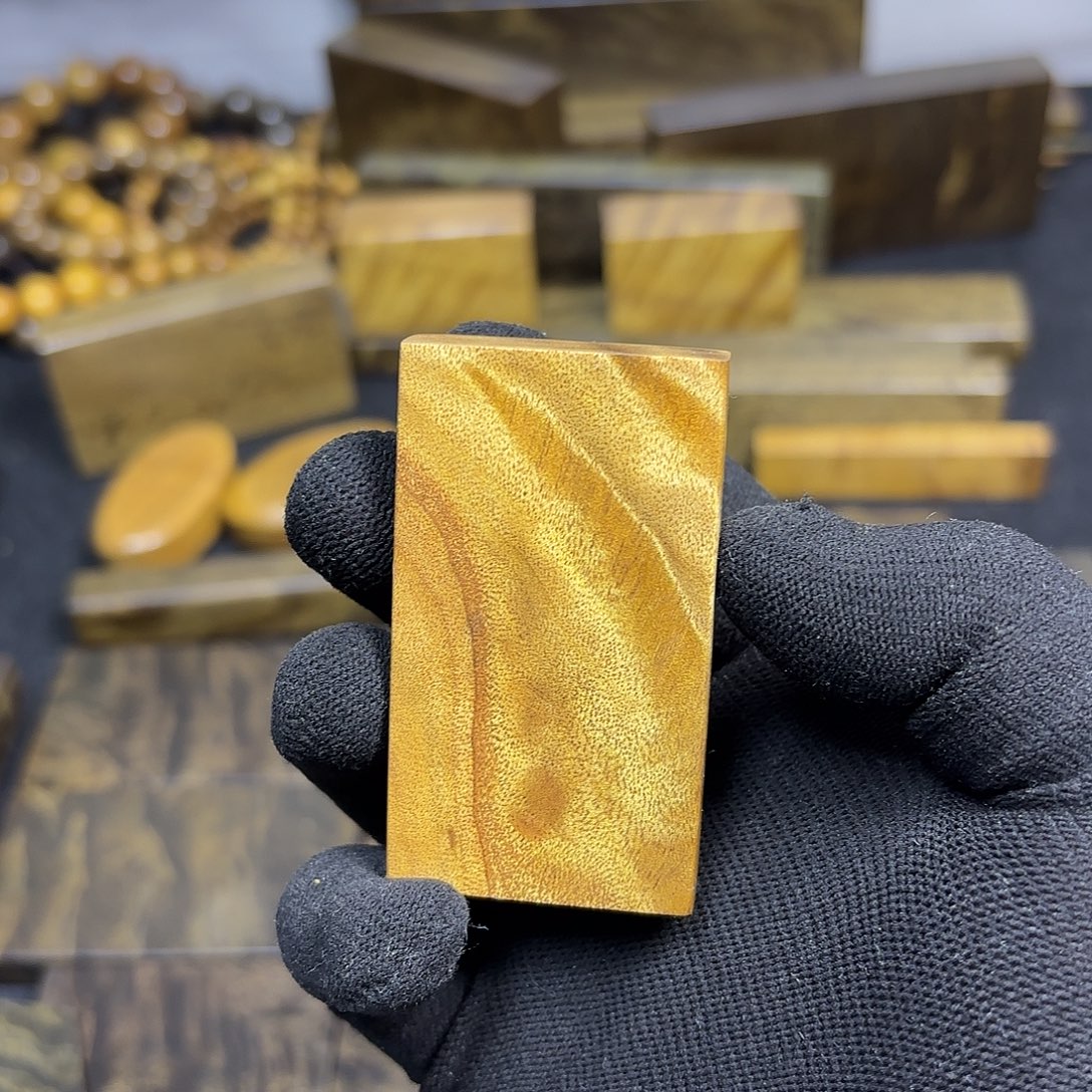 用***9金丝楠一物一拍链接