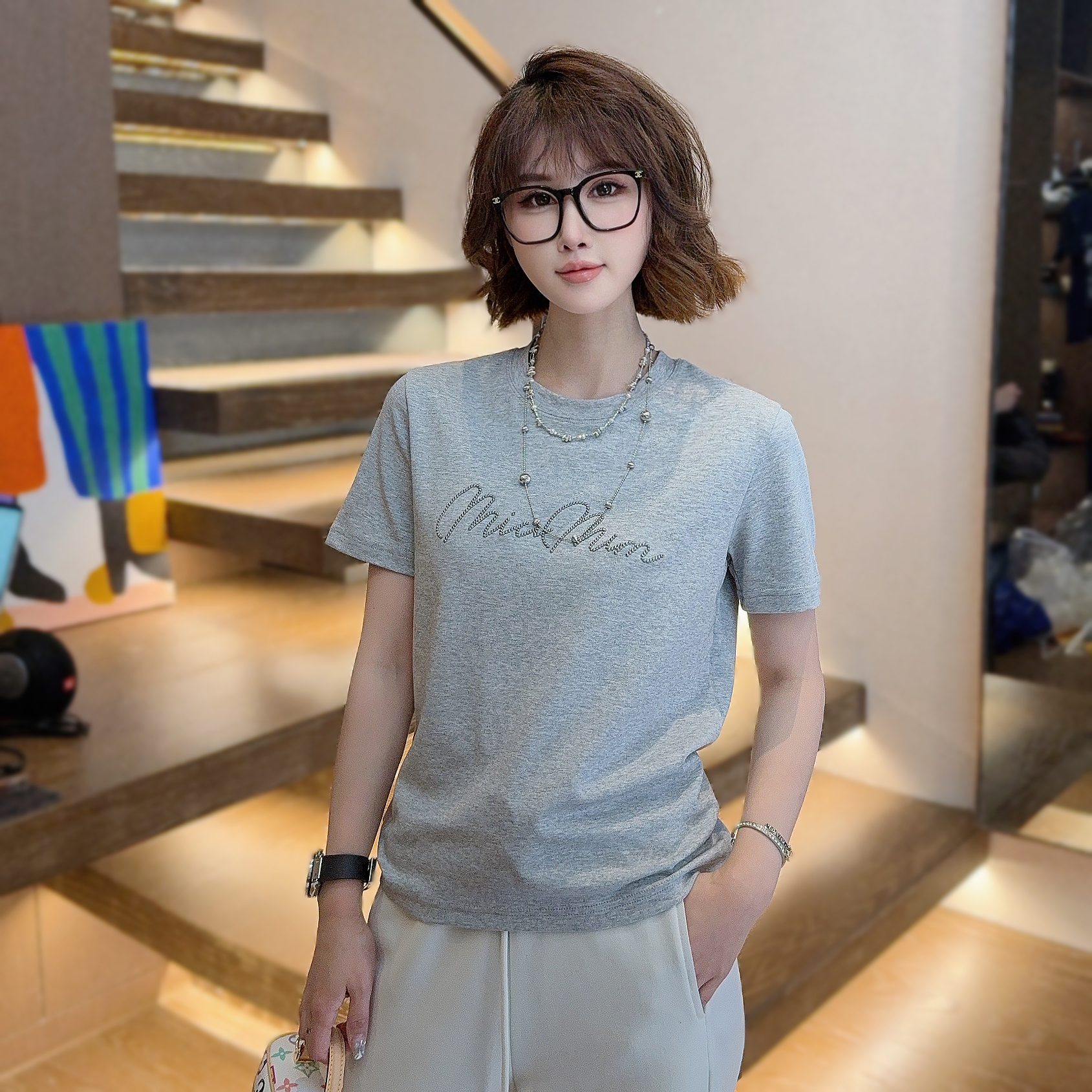 清【简搭字母】重工刺绣正肩显瘦百搭圆领短袖T恤C313