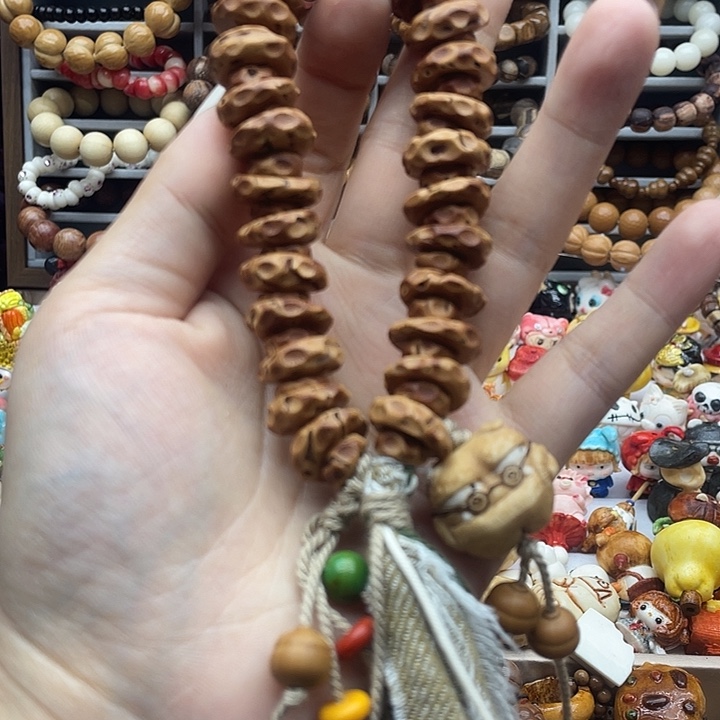 非金属手持1个和配饰