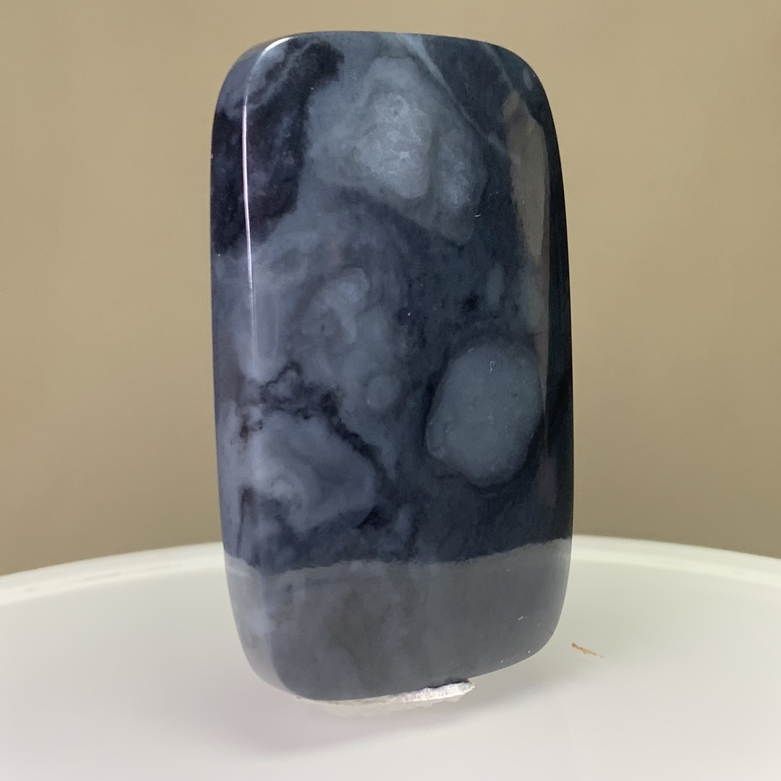 F1638珠宝玉石精选和田玉牌子