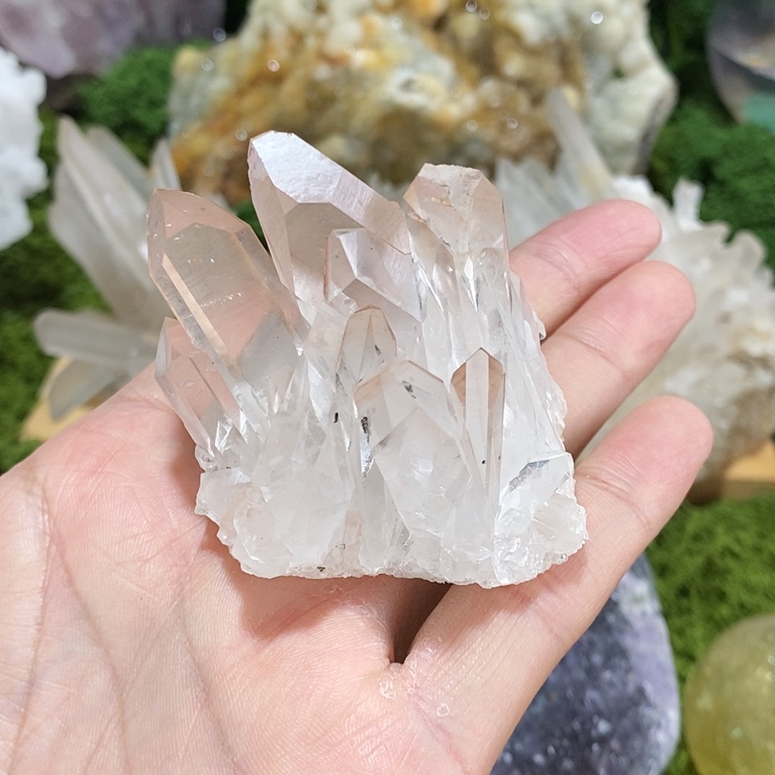 未镶嵌珠宝半成品水晶