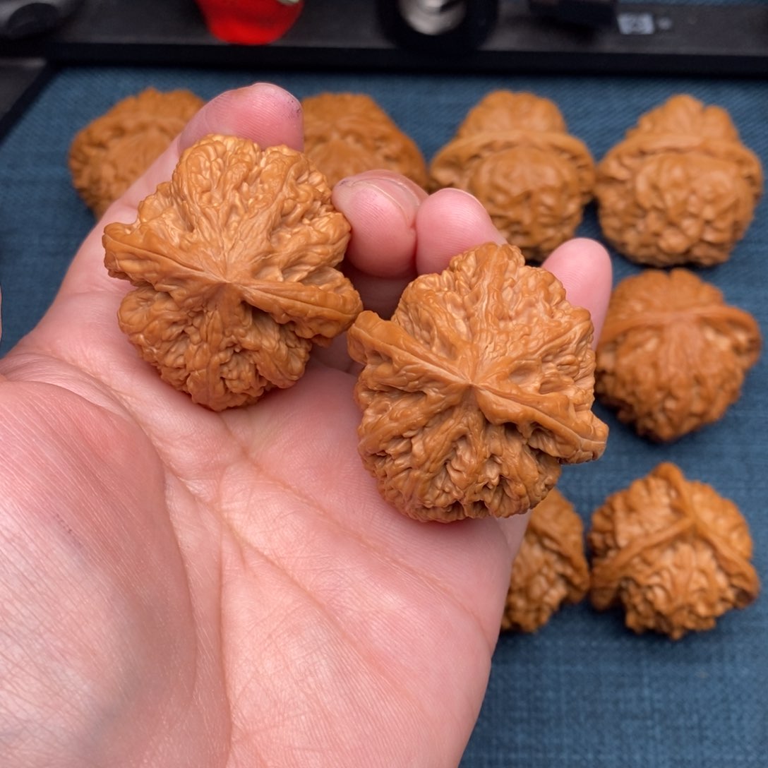 文玩核桃把件全品大粗筋40