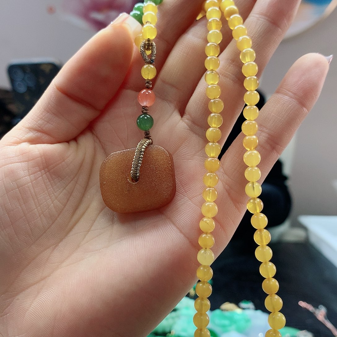 【闪购商品】蜜蜡颈饰未镶嵌，