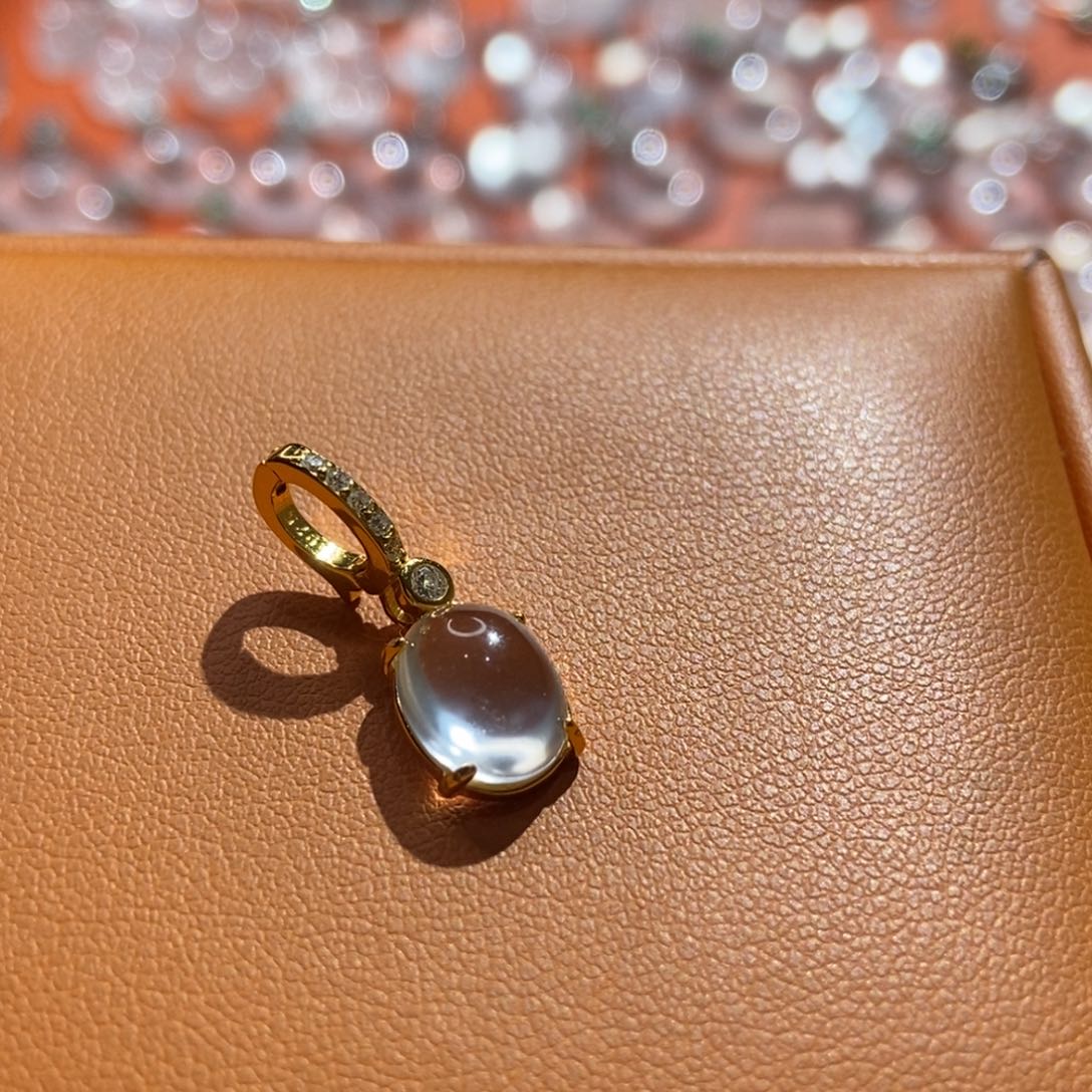 一***活石英质玉银S925镶嵌颈饰