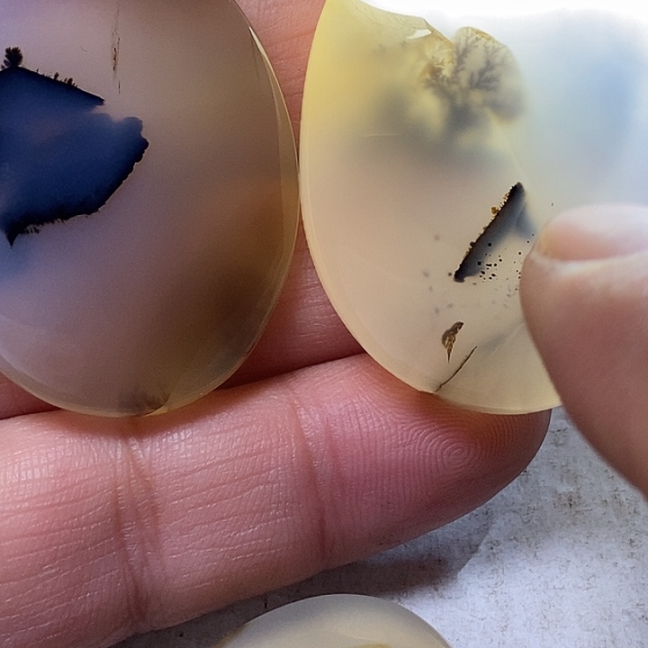 财***铛玛瑙/玉髓未镶嵌吊坠(不含链)