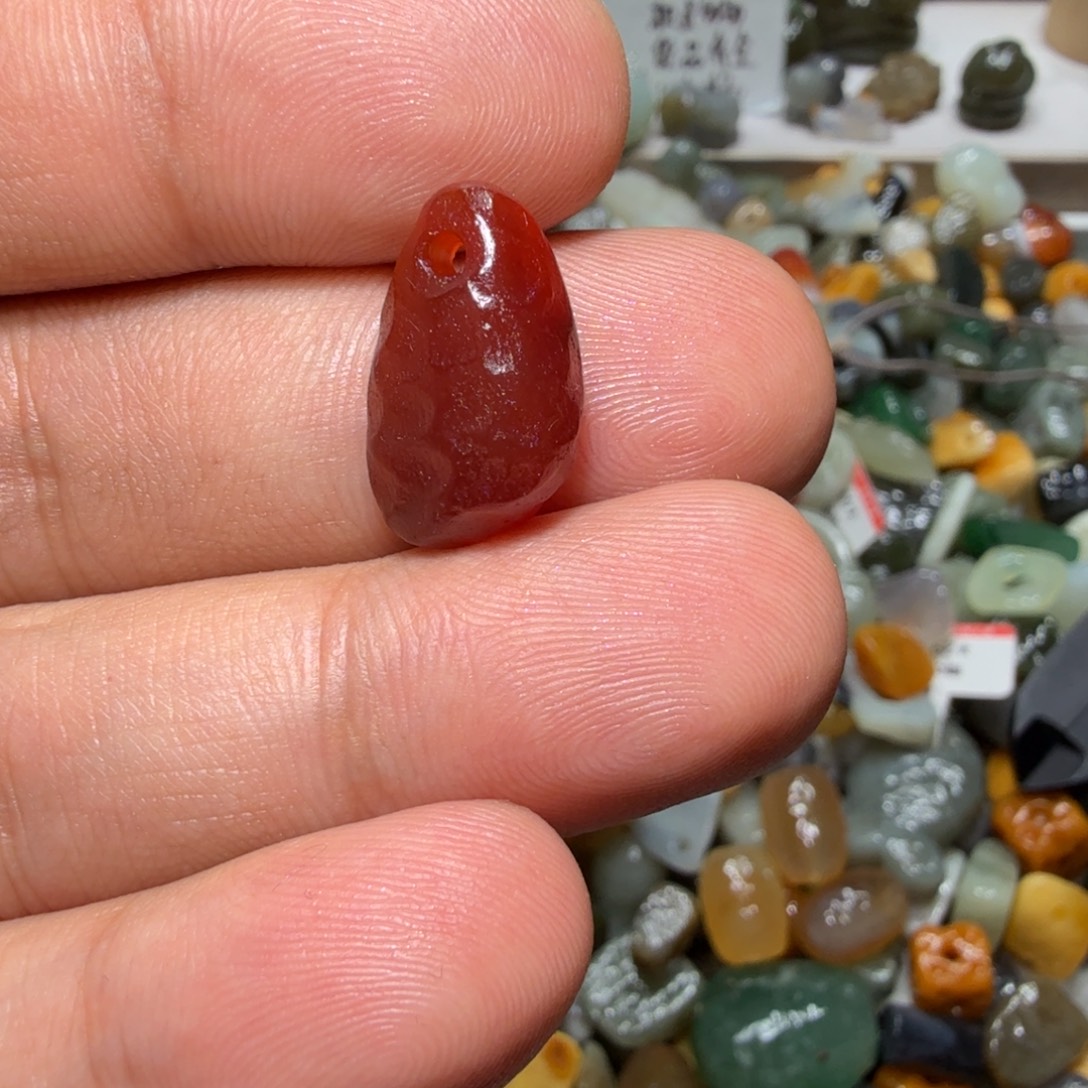 和田玉未镶嵌珠宝奇石