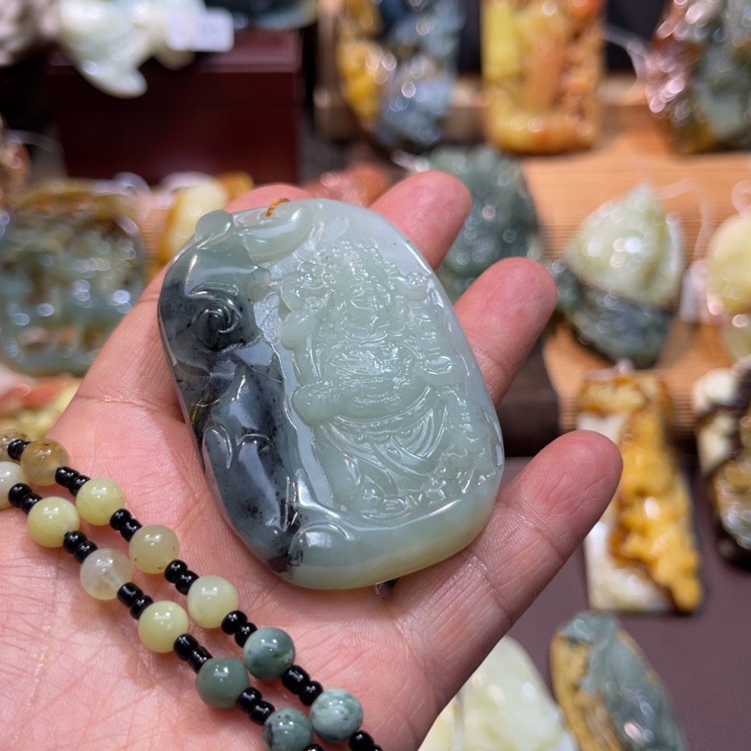 蛇纹石玉未镶嵌吊坠(赠链)