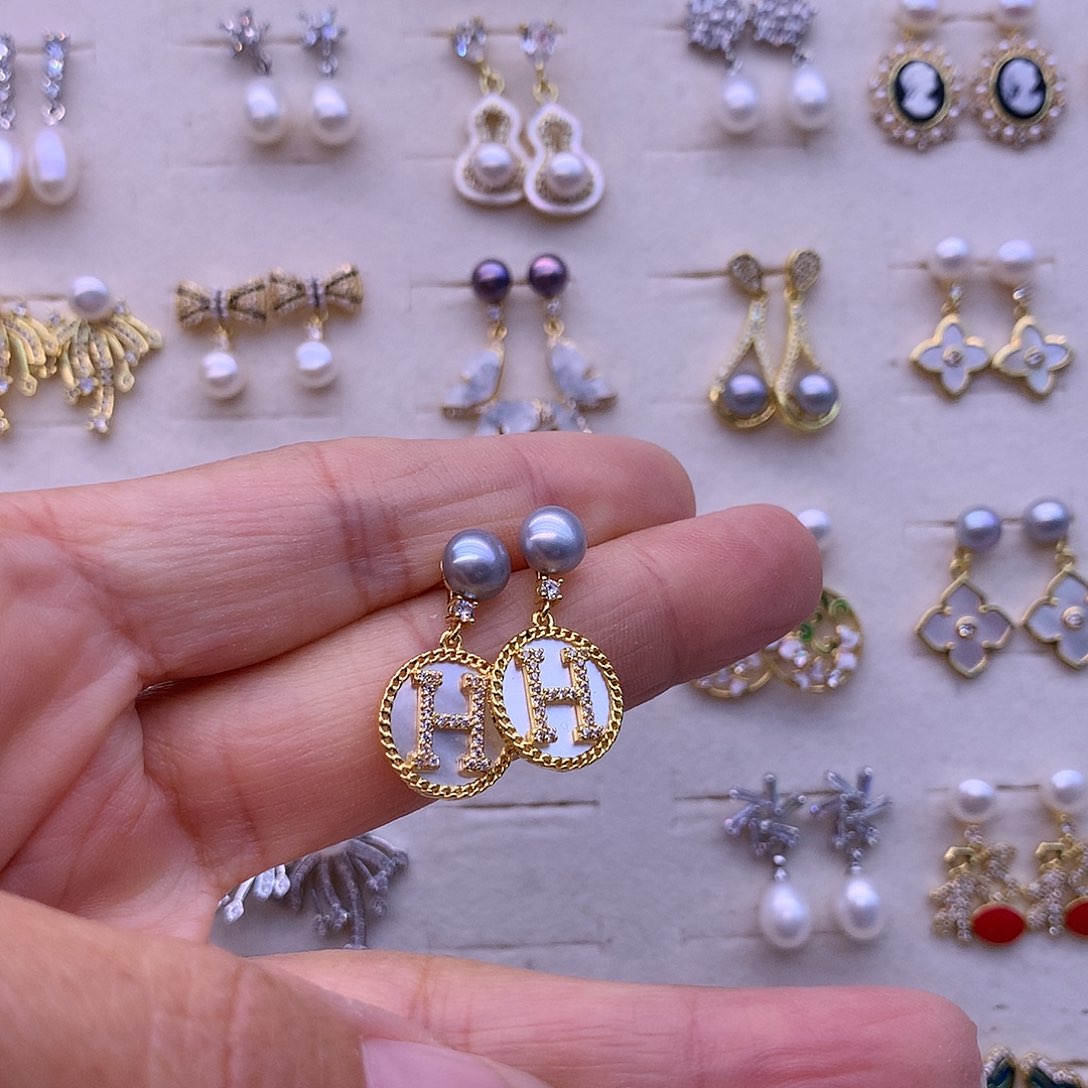 淡水珍珠耳饰合金