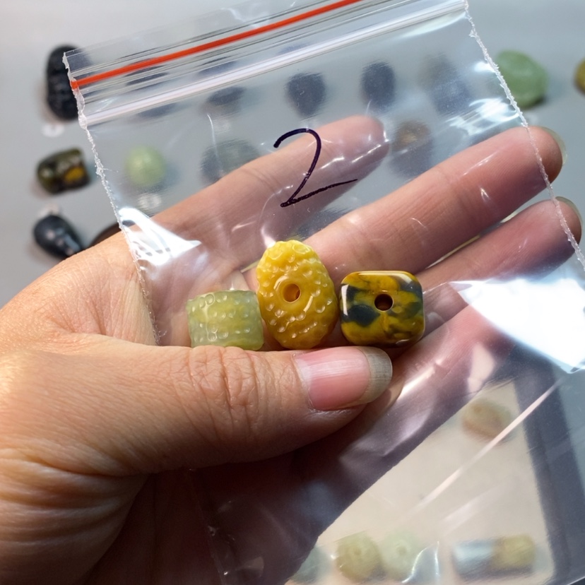 【闪购商品】蛇纹石玉颈饰合金发****蓝