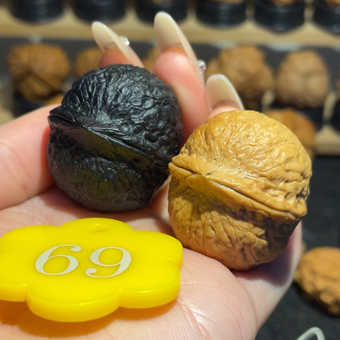 太极阴阳球核桃34。  